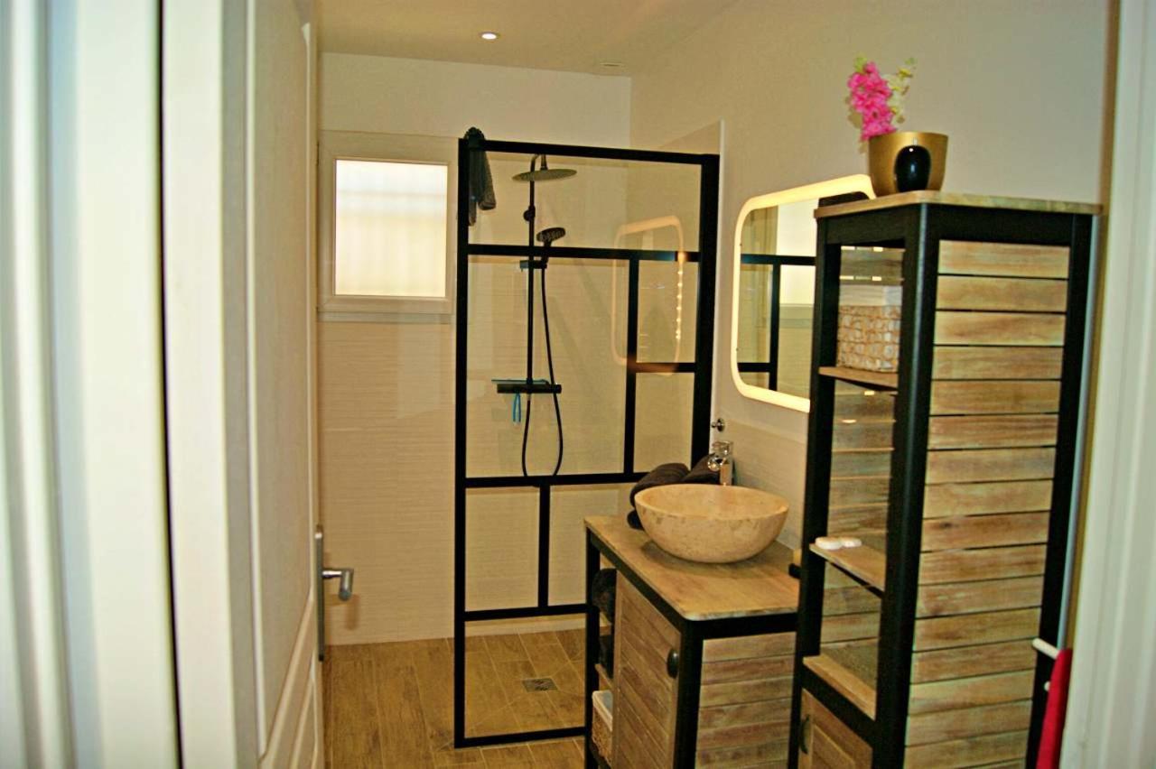 La Petite Maison En Provence Hébergement de vacances *