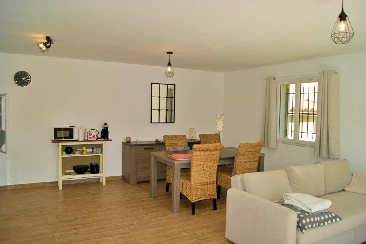 La Petite Maison En Provence Hébergement de vacances